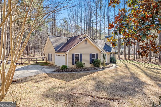 11 Seven Pines Drive, Newnan, GA 30265
