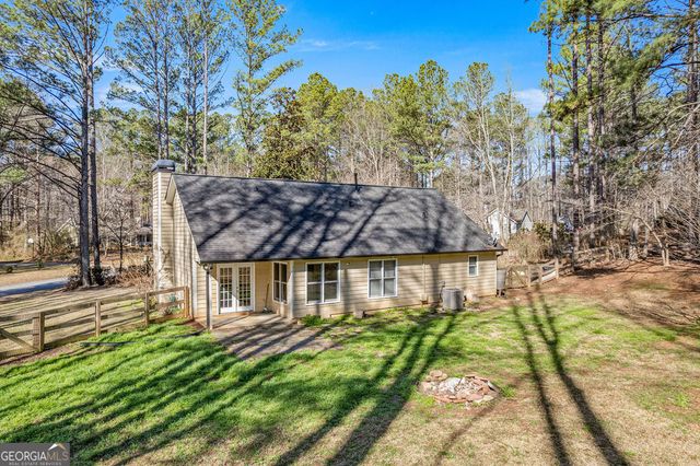 11 Seven Pines Drive, Newnan, GA 30265