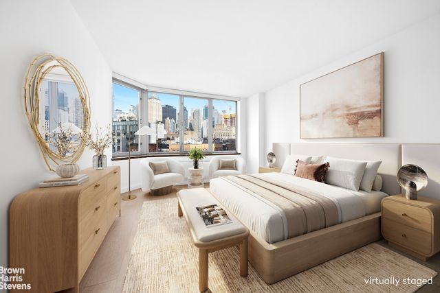 500 W 43rd St Apt 7G, New York City, NY 10036