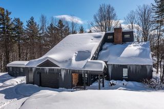 104 High Meadow Road, Winhall, VT 05340