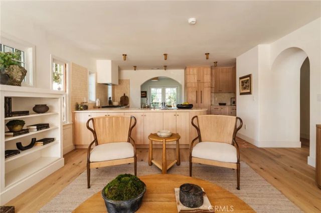3371 Garden, Los Angeles, CA 90039