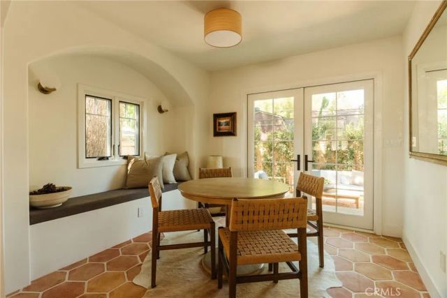 3371 Garden, Los Angeles, CA 90039