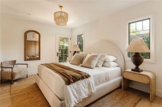 3371 Garden, Los Angeles, CA 90039