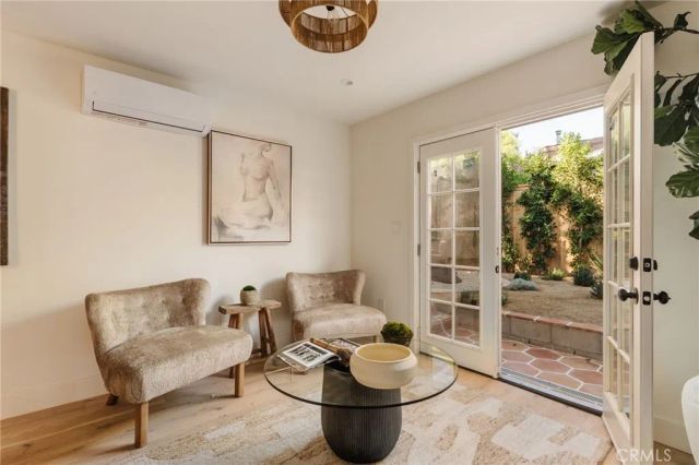 3371 Garden, Los Angeles, CA 90039