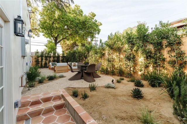 3371 Garden, Los Angeles, CA 90039