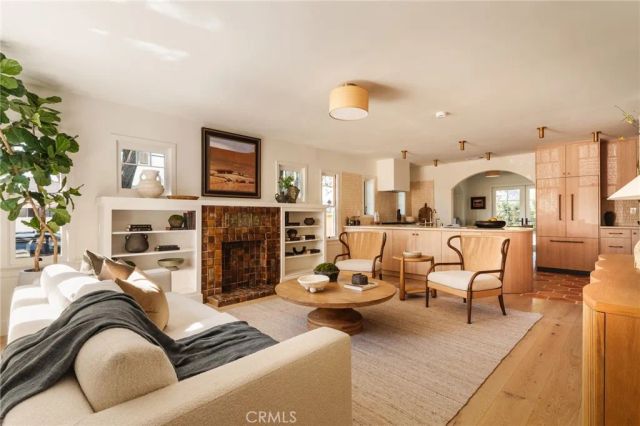 3371 Garden, Los Angeles, CA 90039