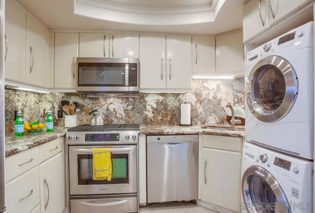 3607 Ocean Front Walk 4, San Diego, CA 92109