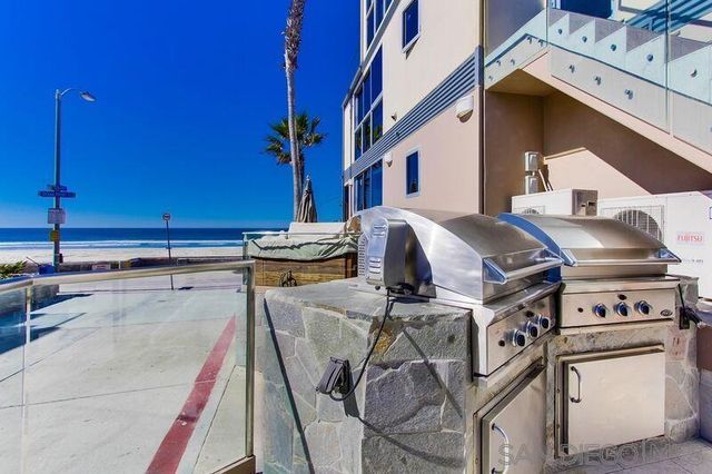3607 Ocean Front Walk 4, San Diego, CA 92109