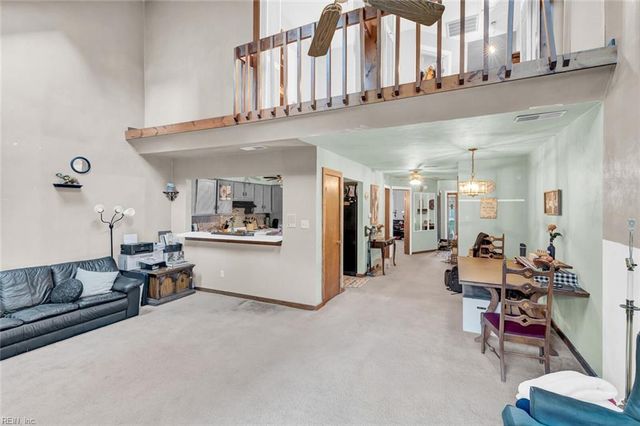 222 Bridgewater DR, Newport News, VA 23603