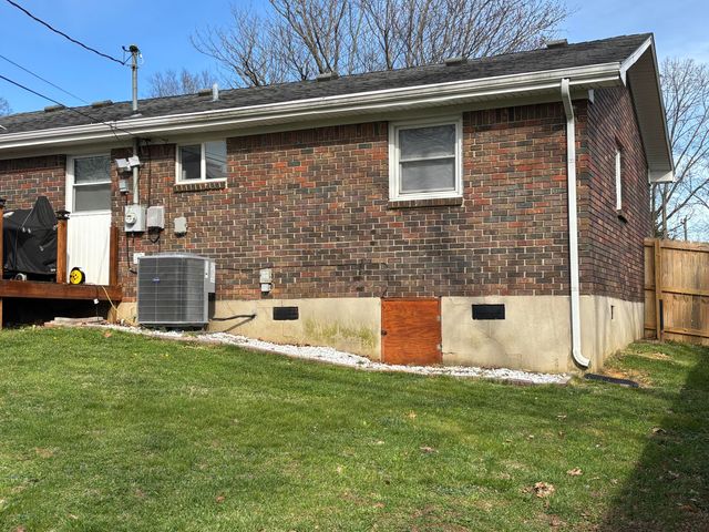 105 Brookfield Drive, Frankfort, KY 40601