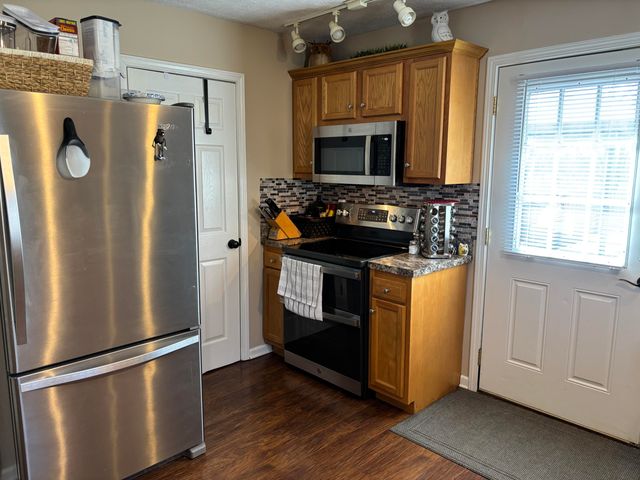 105 Brookfield Drive, Frankfort, KY 40601