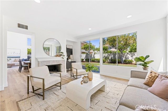 9 Figaro, Irvine, CA 92606