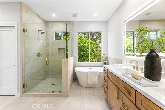 9 Figaro, Irvine, CA 92606
