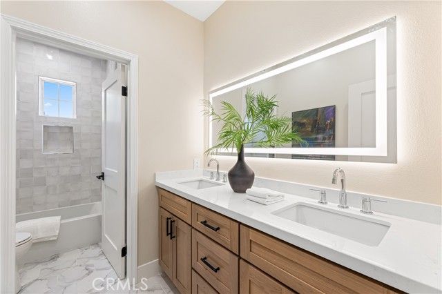 9 Figaro, Irvine, CA 92606