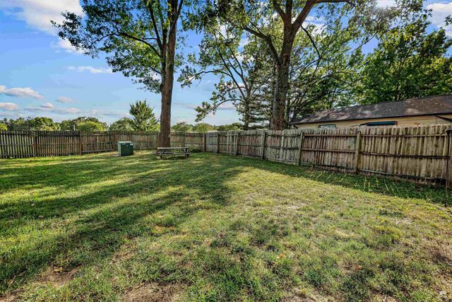 2413 Charolais Lane, Manhattan, KS 66502
