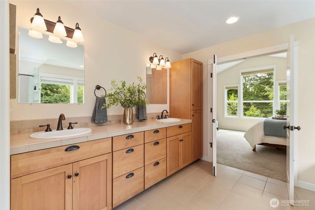 6840 NW Ranger Way, Silverdale, WA 98383