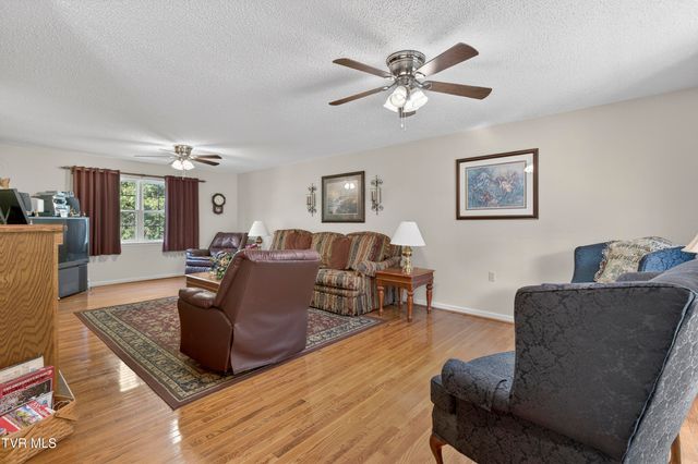 18403 Ironwood Loop, Abingdon, VA 24210