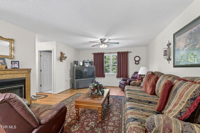 18403 Ironwood Loop, Abingdon, VA 24210