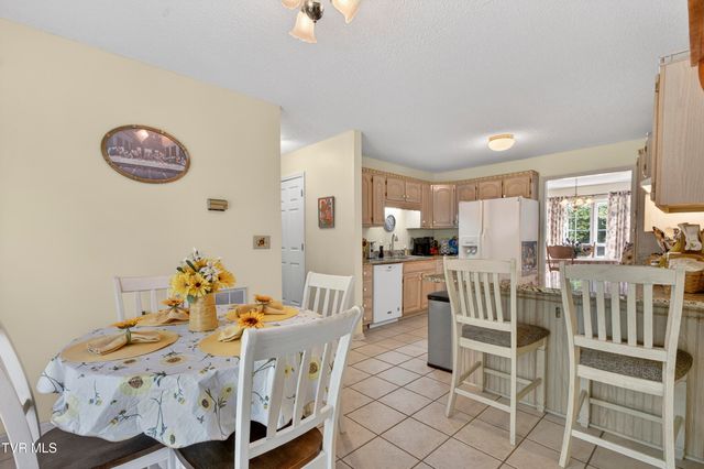 18403 Ironwood Loop, Abingdon, VA 24210