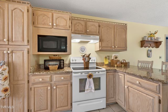 18403 Ironwood Loop, Abingdon, VA 24210