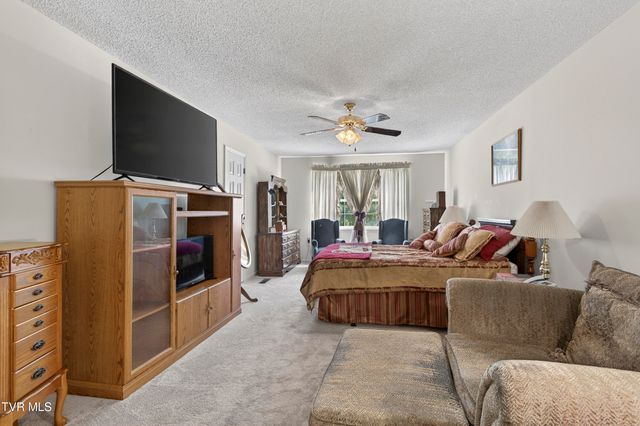 18403 Ironwood Loop, Abingdon, VA 24210