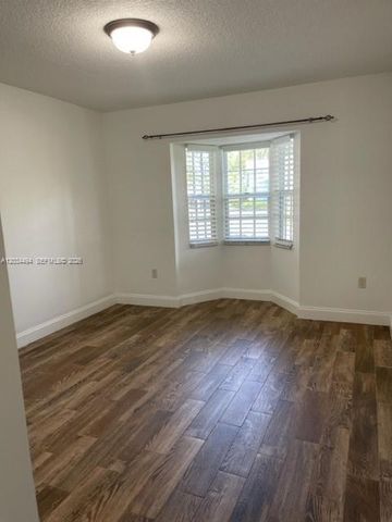 11160 SW 11th Pl 11160, Davie, FL 33324