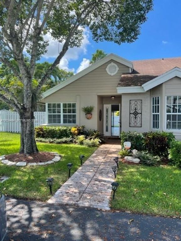 11160 SW 11th Pl 11160, Davie, FL 33324