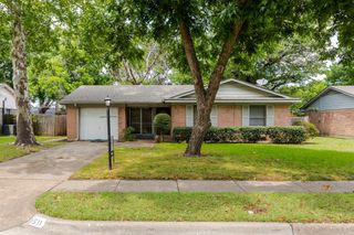 511 Fairview Drive, Richardson, TX 75081