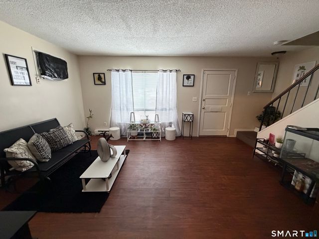 11 Fox Street, Waterbury, CT 06708