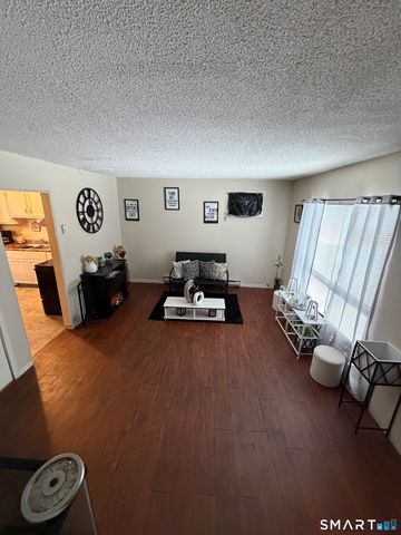 11 Fox Street, Waterbury, CT 06708