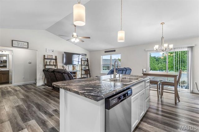 134 Doctrine Drive, Festus, MO 63028