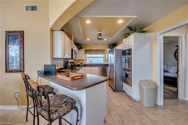 2720 SW 51st ST, Cape Coral, FL 33914