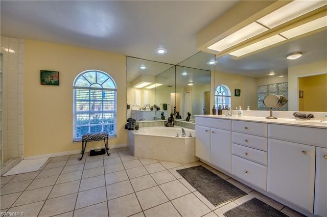 2720 SW 51st ST, Cape Coral, FL 33914