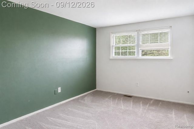 6980 Harvard Lane 127, Canton, MI 48187