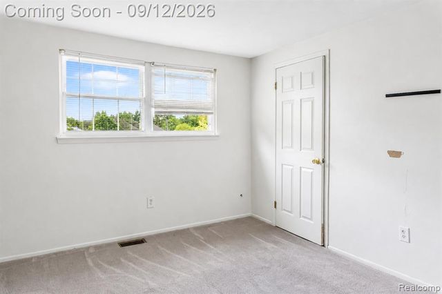 6980 Harvard Lane 127, Canton, MI 48187