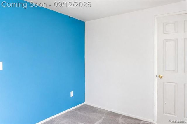 6980 Harvard Lane 127, Canton, MI 48187