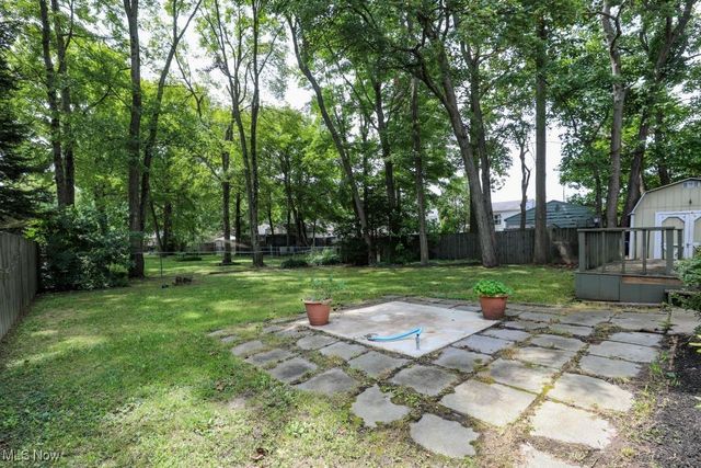 675 Midway Drive, Ravenna, OH 44266