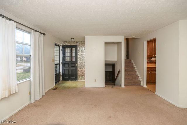 675 Midway Drive, Ravenna, OH 44266