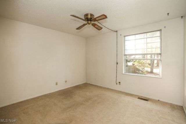 675 Midway Drive, Ravenna, OH 44266