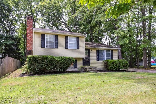 675 Midway Drive, Ravenna, OH 44266