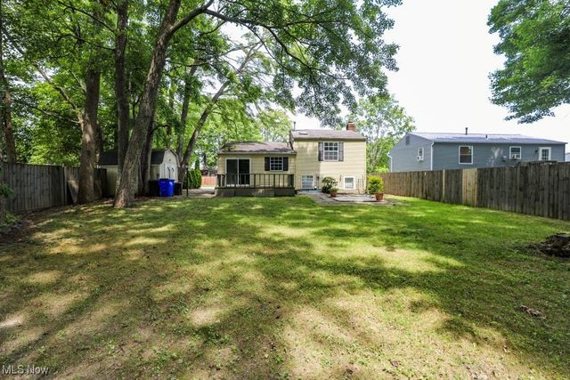 675 Midway Drive, Ravenna, OH 44266