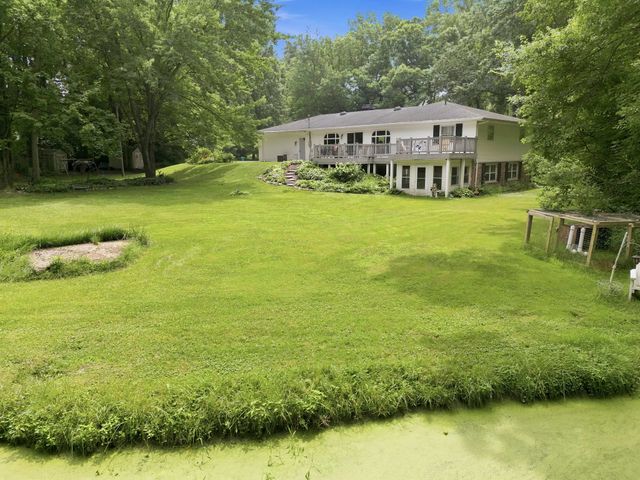 20181 Miller Road, South Bend, IN 46614