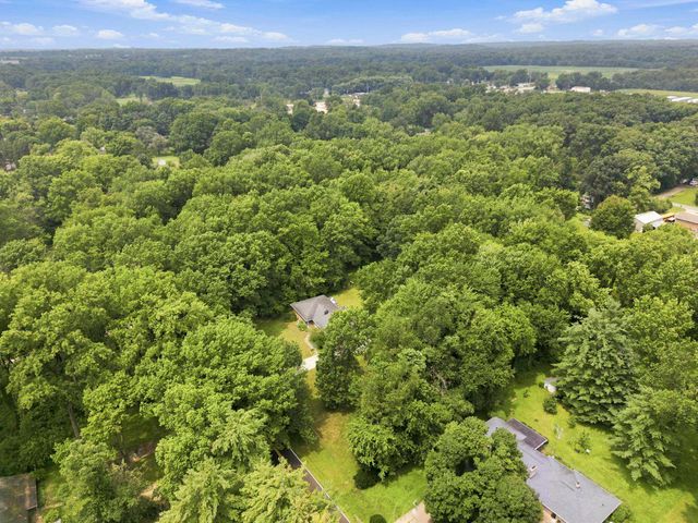20181 Miller Road, South Bend, IN 46614