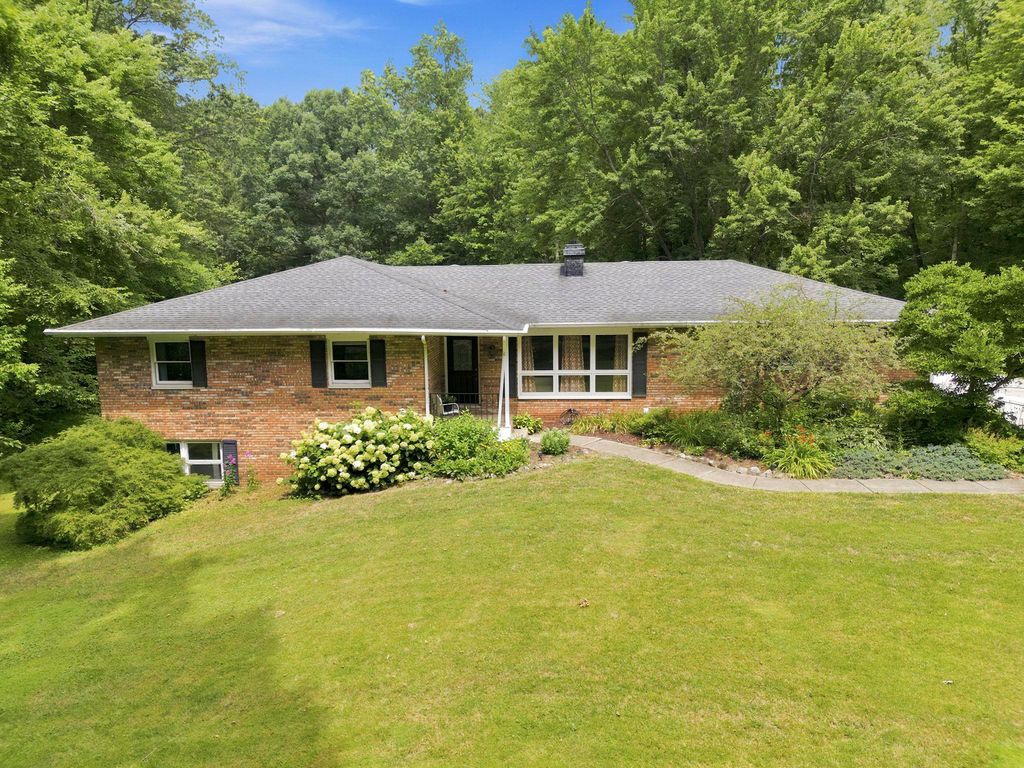 20181 Miller Road, South Bend, IN 46614