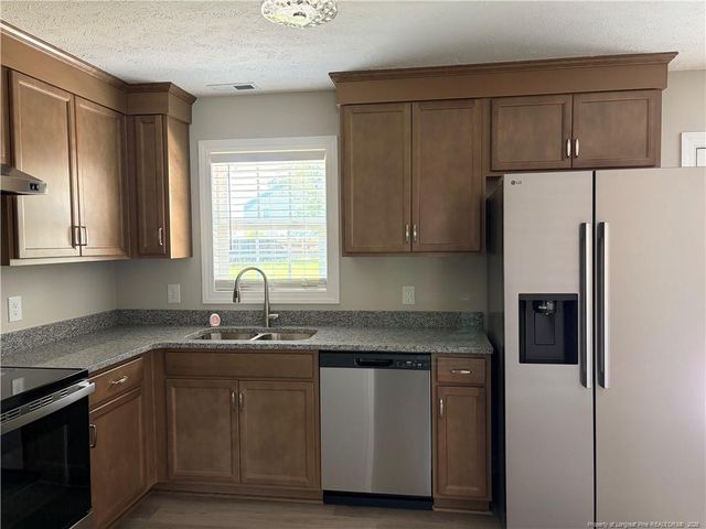 401 Northwoods Drive, Raeford, NC 28376