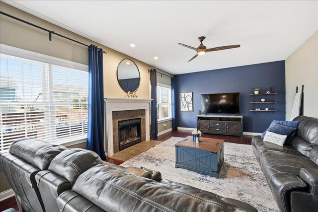 12460 Pennsylvania Place, Crown Point, IN 46307