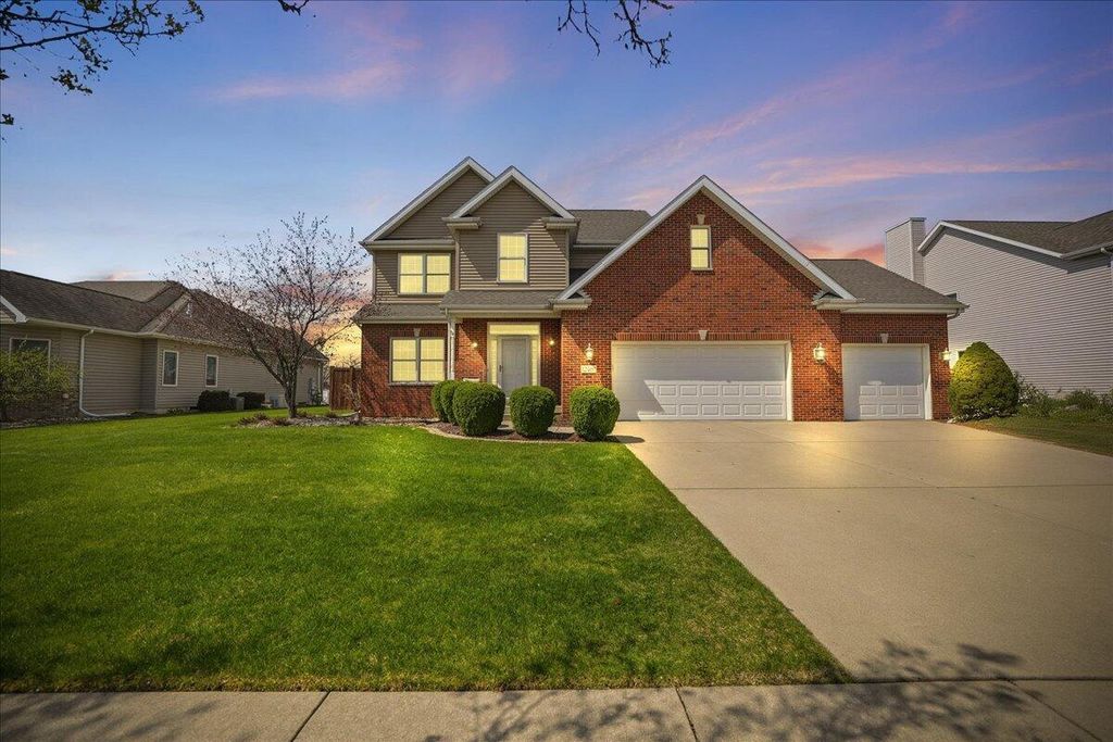 12460 Pennsylvania Place, Crown Point, IN 46307