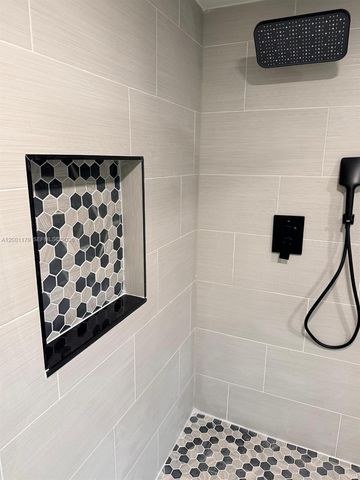 11843 SW 79th Ter, Miami, FL 33183