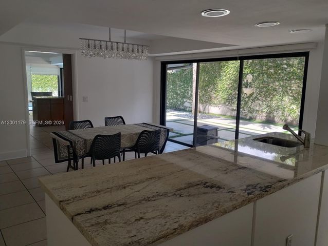 11843 SW 79th Ter, Miami, FL 33183