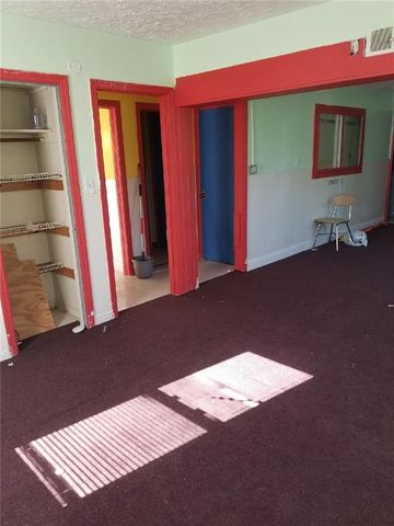 7225 E 46th Street, Indianapolis, IN 46226